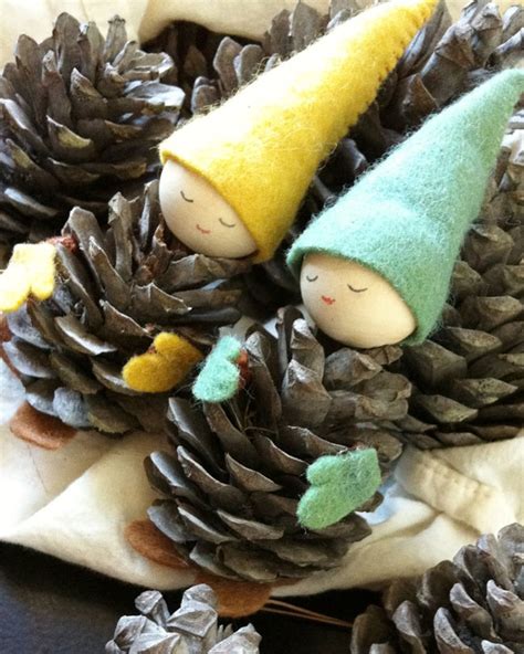 21 Best Diy Pine Cone Craft Ideas Homemade Christmas Decorations