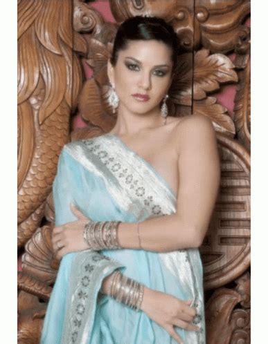 Sunny Leone Saree Drop Photoshoot Free Gifs 8428 | Hot Sex Picture