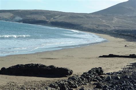 El origen de un núcleo habitado en el paraje de arinaga está. Camping Playa de Vargas
