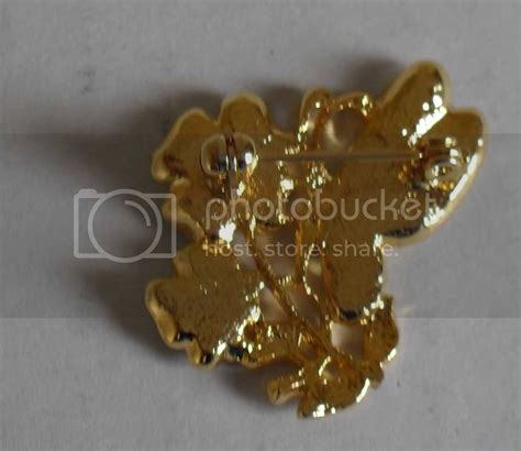 Maybe you would like to learn more about one of these? COSTUME JEWELLERY JOB LOT BROOCH EARRING WATCH CHAIN UK | eBay