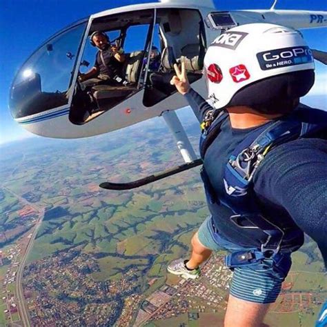 These Extreme Selfies Are A Little Insane 29 Pics