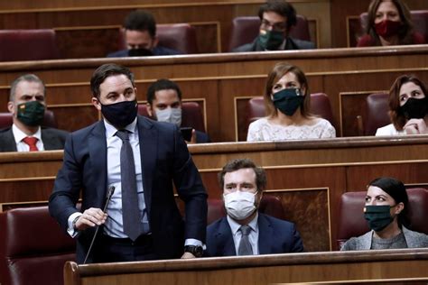 Tras las doce horas de intenso debate de ayer. Fotos: Imágenes de la segunda sesión del debate de la ...