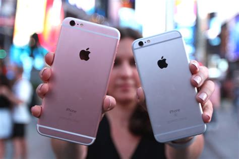 Iphone 6s Review A Slightly Better Iphone 6 Wsj