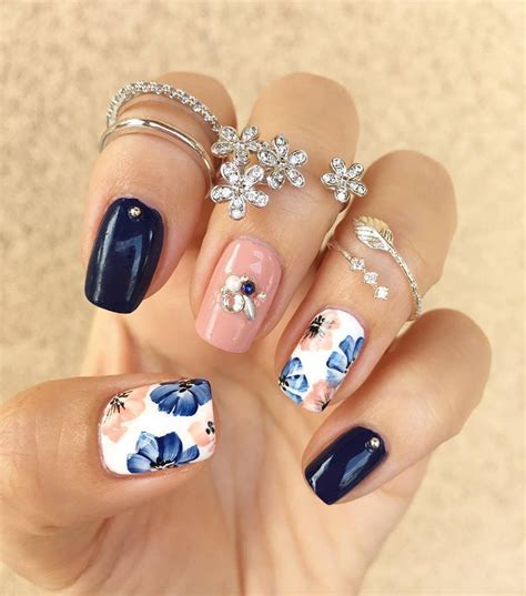 8 Lovely Floral Nail Art Ideas You Must Try Trends4everyone