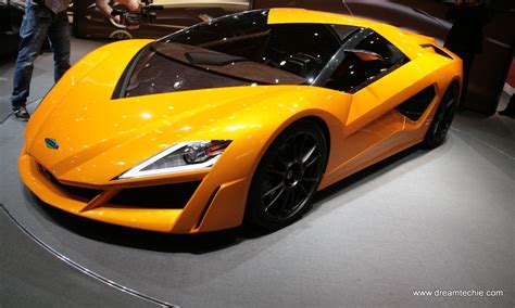 Download cars hd wallpapers, desktop backgrounds available in various resolutions to suit your computer desktop, iphone / ipad or android™ device. Luxury Cars Wallpaper for Your Desktop