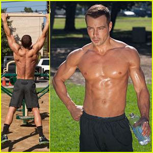 Joey Lawrence Shirtless Work Out Joey Lawrence Shirtless Just Jared Celebrity News And