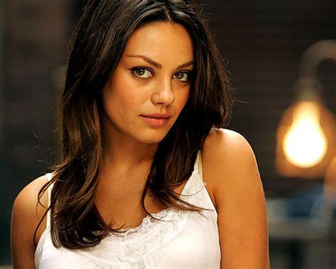 Mila Kunis Wallpapers Hd