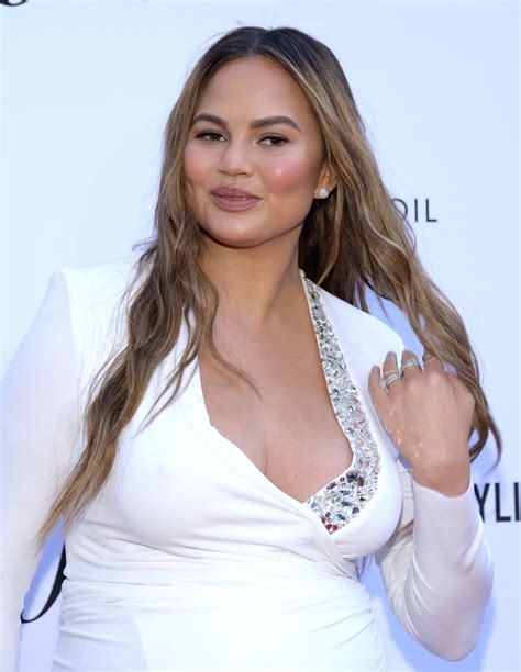 Why Donald Trump Cant Block Chrissy Teigen On Twitter Chatelaine