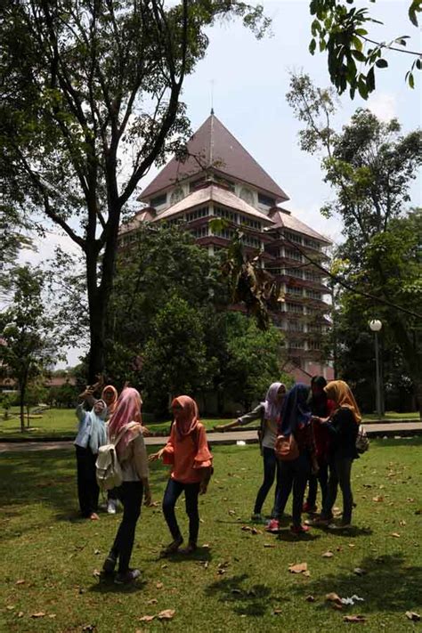 Hutan Kota UI, Hijaunya Rimba Raya Pengetahuan – AKSI KATA