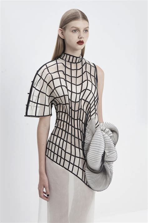 Innovative Fashion Collection Designed With 3d Printing