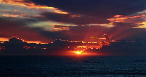 Sunset Over The North Atlantic Ocean Photograph By Eydfinn Debes Fine