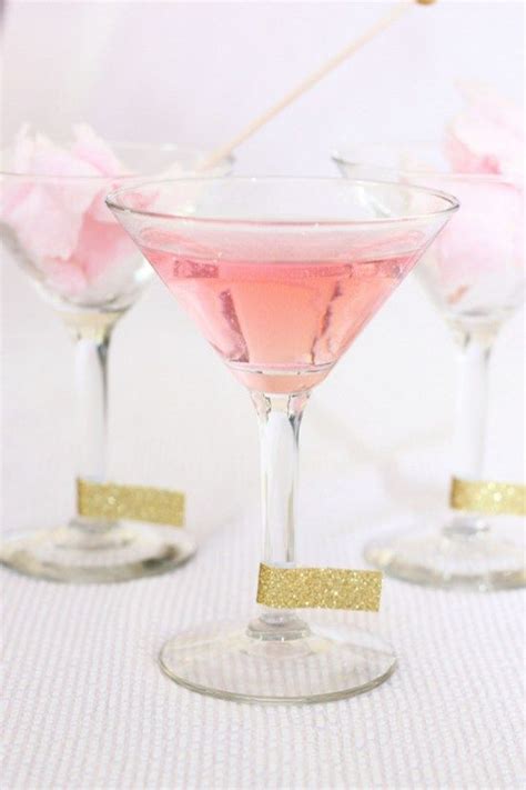 Bring to boil, stirring until sugar is dissolved, about 3 minutes. mock-pink-champagne-02-una-mama-novata en 2020 | Cocteles ...