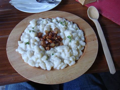 Waar moet je eten en drinken in bratislava? comida típica Eslovaquia: todo lo que necesita conocer ...
