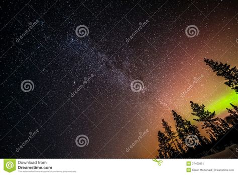 The Milky Way And The Aurora Borealis Stock Image Image Of Sorrisniva