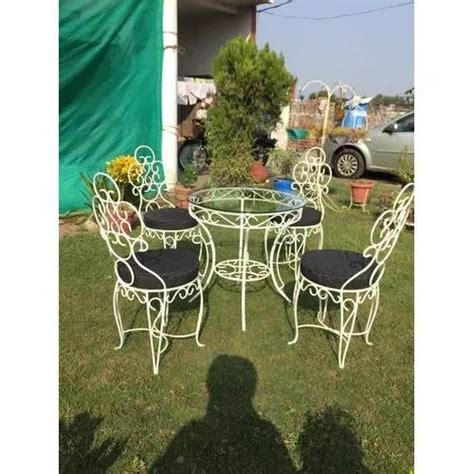 Dashmesh Powder Coated Garden Iron Dining Table For Restaurant At Rs