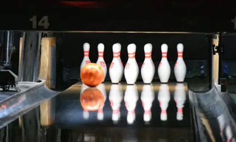 The Different Types Of Bowling Pins And Their Weight Skilled Bowlers