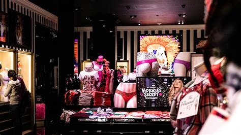 Victoria S Secret To Close 53 Stores In 2019 Cgtn