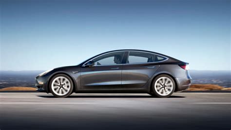 Tesla Model 3 Best Selling Luxury Automobile Tesla Trendz