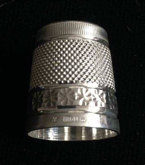 Vintage Fully Hallmarked Solid Silver Sewing Thimble 9 Thimbles