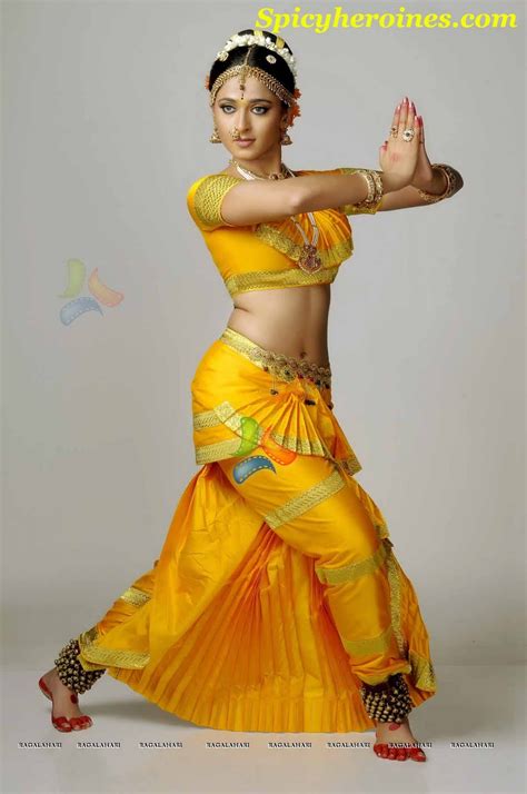 Anushka Shetty Classical Dance 1062x1600 Wallpaper