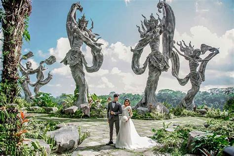 Taman Dedari Kedewatan Ubud Tempat Wisata Dengan Patung Bidadari