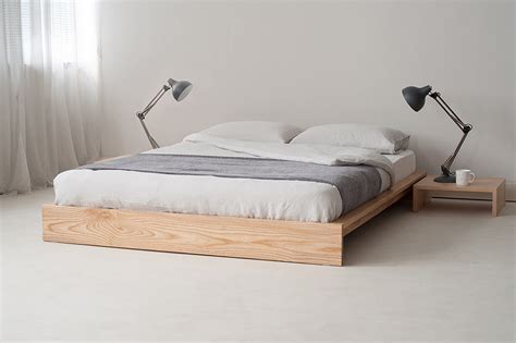 Platform And Metal Bed Frame Two Best Minimalist Bed Frame