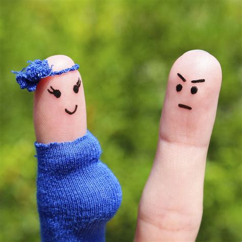 21 Finger Faces That Are Strangely Heartwarming Finger Art Funny