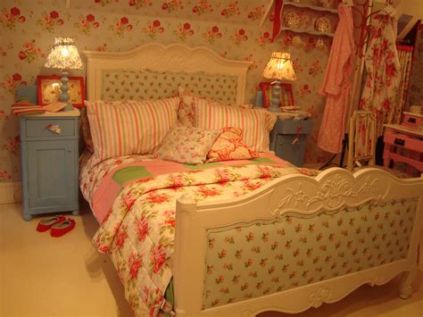 I have a lot of things in my ideal bedroom. my ideal bedroom! | Natalie | Flickr