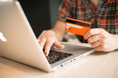 A credit card lets you borrow money from the bank to spend on your everyday purchases. How to Choose the Best Credit Card Online? Know Here (With images) | Be your own boss, Money ...