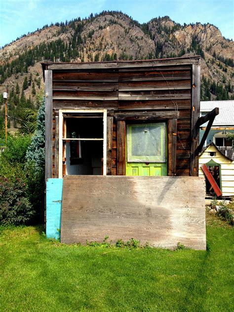 This is a great little tool, but i am currently trying to work out my new workshop layout and can't i've got a 12 x 8 shed, completely blank canvas. Simple to Build Backyard Sheds for any DIYer | Backyard ...
