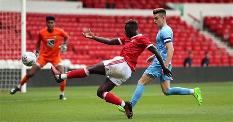 The initial corner odds is 9. Soi kèo Nottingham Forest vs Coventry, 02h45 ngày 05/11 ...