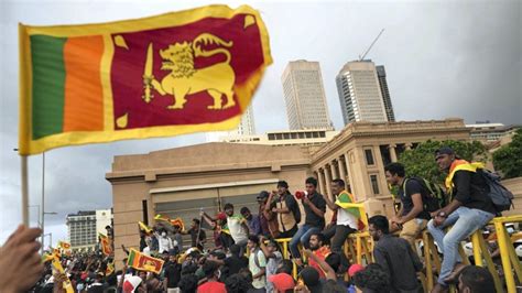 Economic Crisis Deepens In Sri Lanka Foreign Reserves Come Down Below