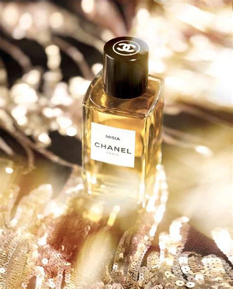 Chanel lipstick comes in all shades and colors. Les Exclusifs de Chanel Misia Chanel аромат - новый аромат ...
