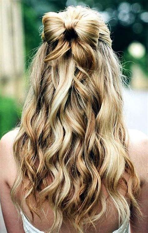 Curled Hairstyles Pretty Hairstyles Bow Hairstyle Perfect Hairstyle Homecoming Hairstyles
