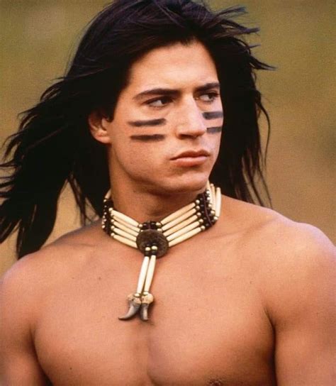 pin by manuela on hombres bellos native american men native american actors native american