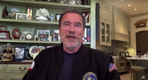 Arnold Schwarzenegger Says 2021 Oscars Were Boring I Just Couldnt