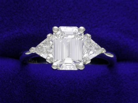The deficit and debt grew again after the dotcom bubble burst in 2001. Diamond Rings: Emerald Cut Diamond Ring: 1.26 carat 1.47 ...