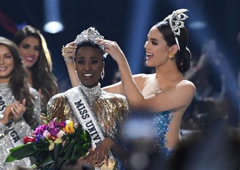 La mexicana andrea meza gana la edición 2021 del concurso miss universo; Ganadora de Miss Universo 2019