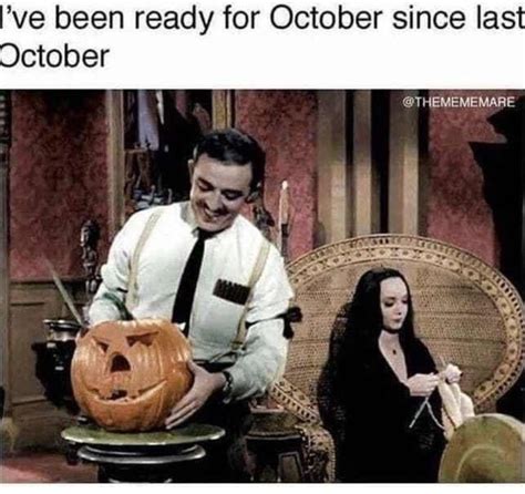 Pin By Tor Bear On Halloweenhorror Funny Halloween Memes Halloween