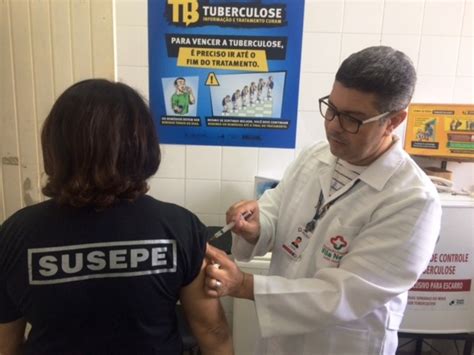 Fortaleza realiza mutirão de cadastro de vacinação contra covid nesta segunda; Começa campanha de vacinação contra gripe nos presídios ...