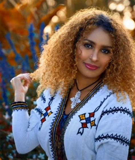 Amhara Ethiopian Women African Fashion Women Ethiopian People