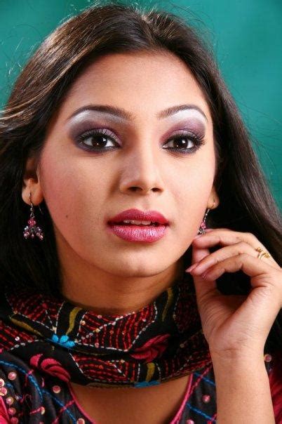 Celebrity Bangladeshi Model Sadia Jahan Provas Photo Gallery