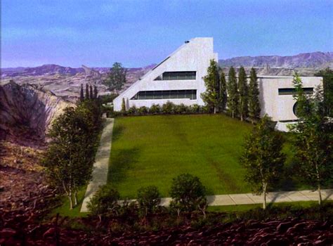 Strange California Mansion Seen On Star Trek The Next Generation Is