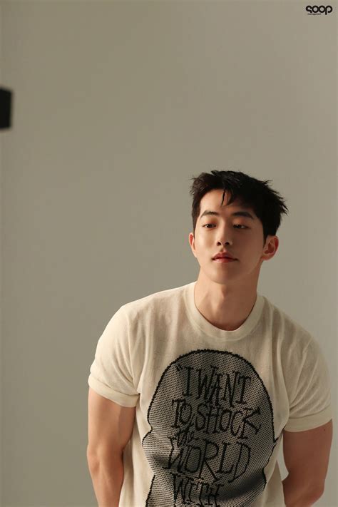 Fans Notice Broad & Muscular Shoulders Of Nam JooHyuk In Recent