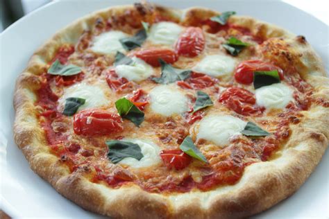 Pizza Margherita Recipe — Dishmaps