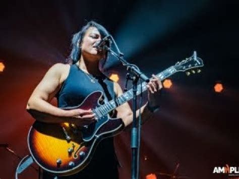 Karen lee andrews (fka ms murphy) has a vocal tone that is undeniably powerful and from the first listen we knew we had to share her music with the rest of the world. Karen Lee Andrews, Far From Paradise - Tour Finale! - YouTube