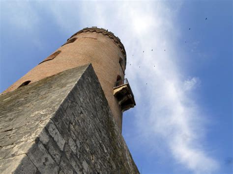 Popkin, partha iyengar, it and the east: The Chindia Tower is a monument and is linked to legendary ...