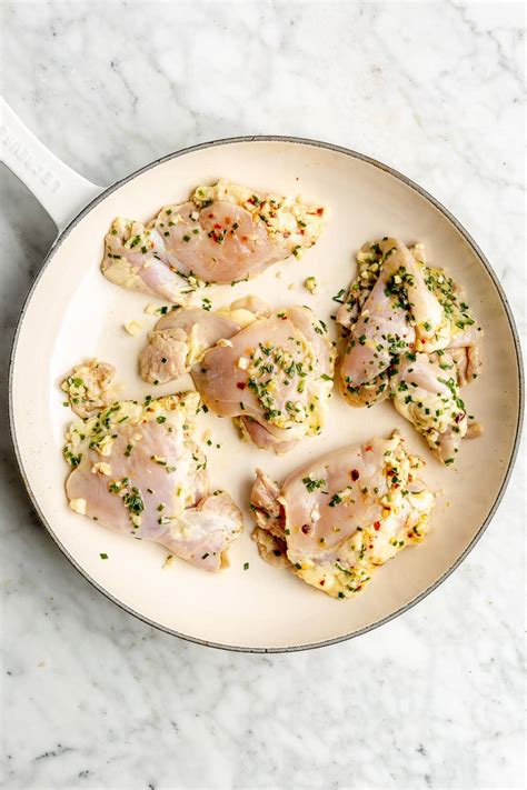 Lemon Garlic Chicken Thighs Easy Delicious Recipe Fed Fit