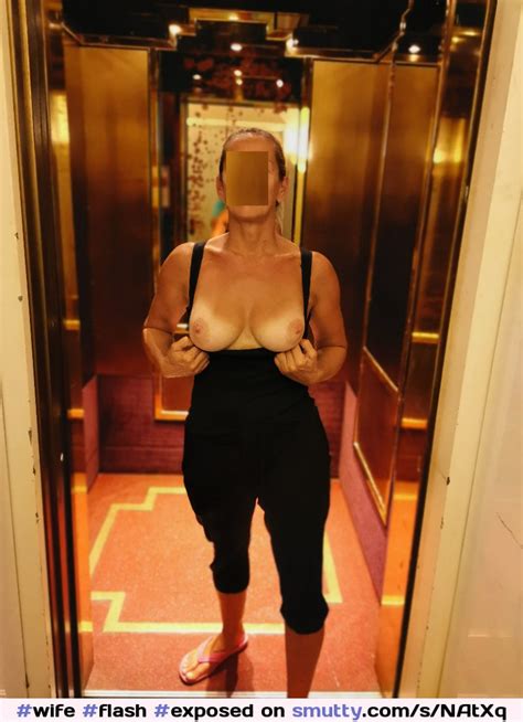 Wife Flash Exposed Milf Tits Tanlines Flashing Hotel Amature