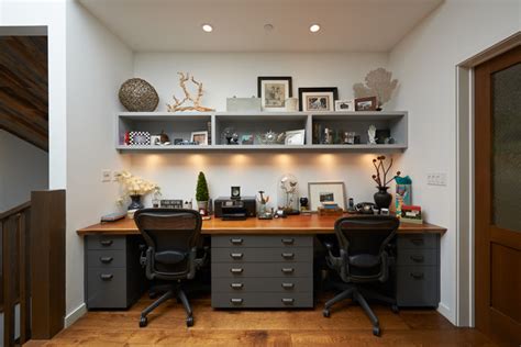 18 Functional Ideas To Decorate Home Office For Two